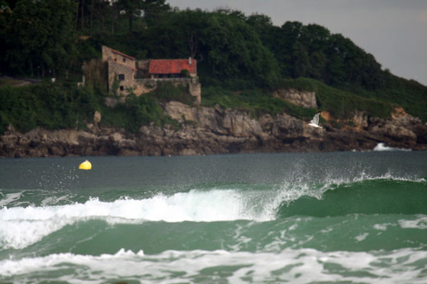 Onaka école de surf Hendaye