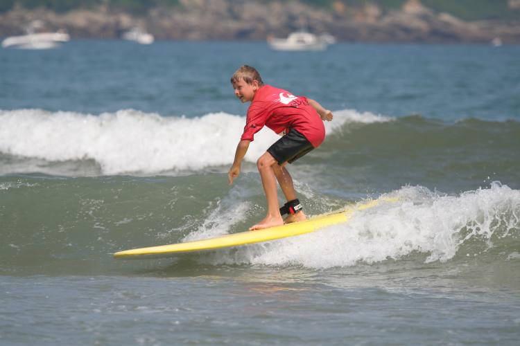 école de surf Hendaia Hendaye Quiksilver